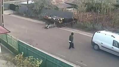 glitched npc in the middle of the road