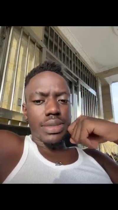 黑哥疯狂拷打小黄人