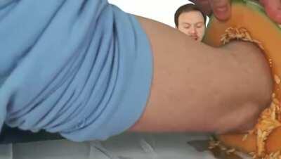 Determining the sex of a cantelope