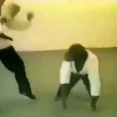 Preparándome para sacarle la chucha al orslok