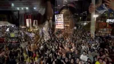 Keren Peles and Yuval Raphael sing 'New Day Will Rise' in Hostages Square