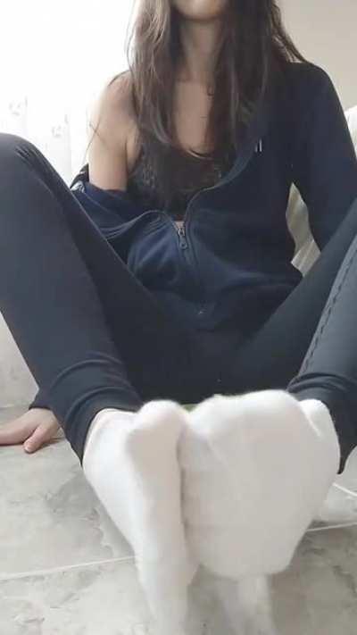 Playing with my socks 😊 for ankle socks lovers!