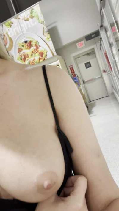 I wonder if he knew I was flashing these titties right next to him....