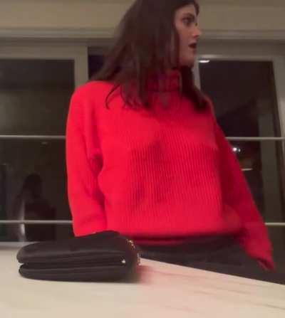 Wearing a Red Sweater - YT - 12/3/21