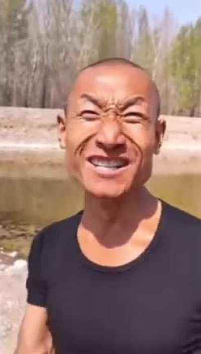 What a strangely proportioned man…