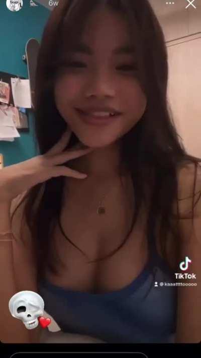 wwyd if u see her irl