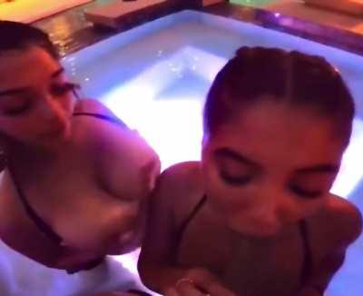 2 Dime Dick Eaters👯‍♀️🔥