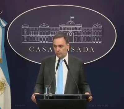 El que Corta no Cobra: Adorni CRUZÓ a los sindicatos y los SACÓ DE PASEO 