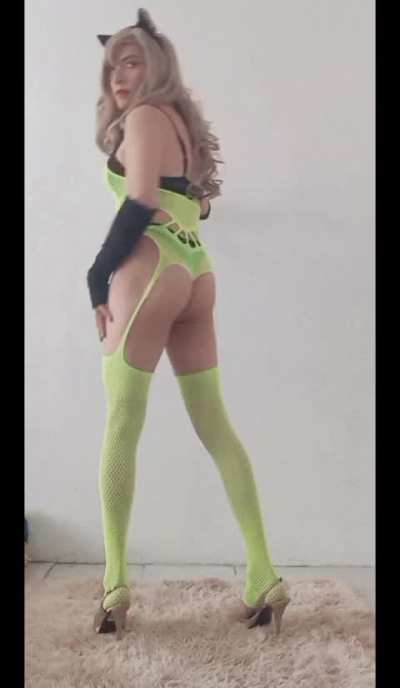 Time for weekend 💋💋💋