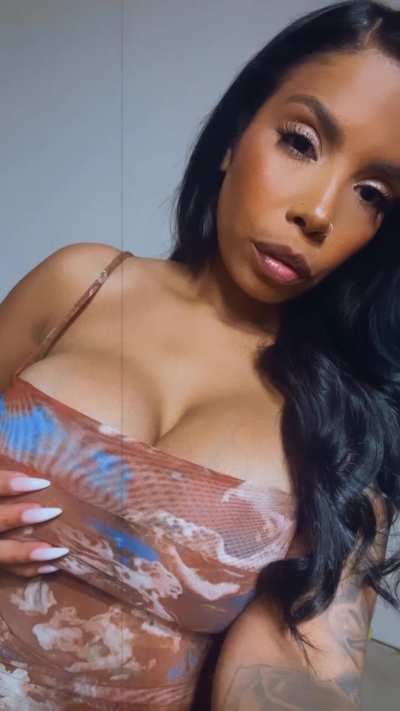 I admit I like married men. that is my great weakness