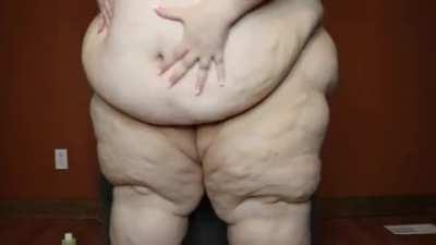 Juicy Jackie big belly and stuffed