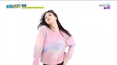 210930 ALL THE K-POP YouTube Update: ITZY's Yuna covers TWICE' 