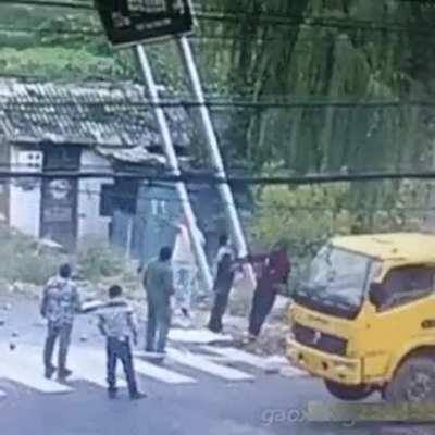 HMFT after I don’t see I’m gonna touch the power lines.