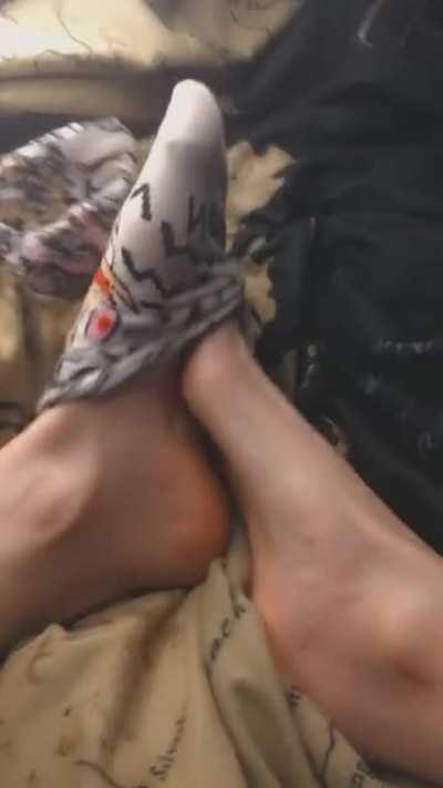 🔊 long day. These socks... ripe