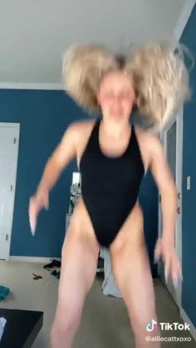 that thing movesss 😭👀