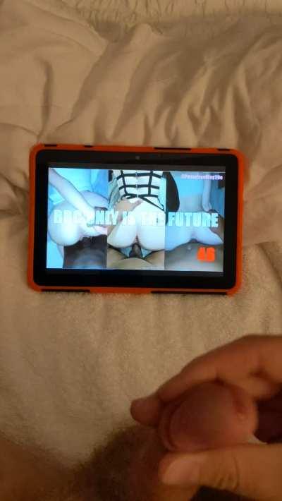 How can you not enjoy jerking your whiteboy clit to BBC?