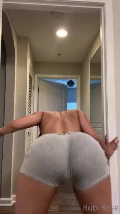 rubi rose tele / dm me for link asap money ready