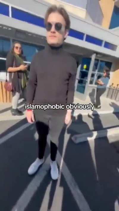 Democrats are garbage. The new Muslim Ban of 2024 at a Biden campaign event.