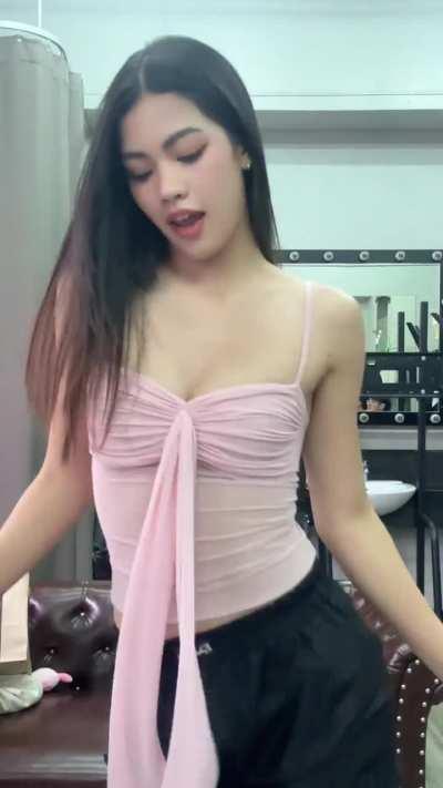 Beautiful thai girl 🥰