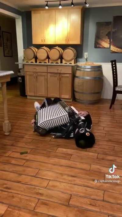 Yes that is a chicken