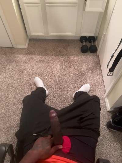 A wet pussy for lunch would be nice 😩