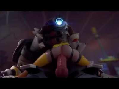 Tracer Gets Her Ass Split Open