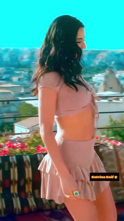 Katrina Kaif Hot Moves 💕🔥