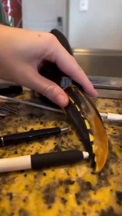 Your ripe banana is honking. Please keep petting him.