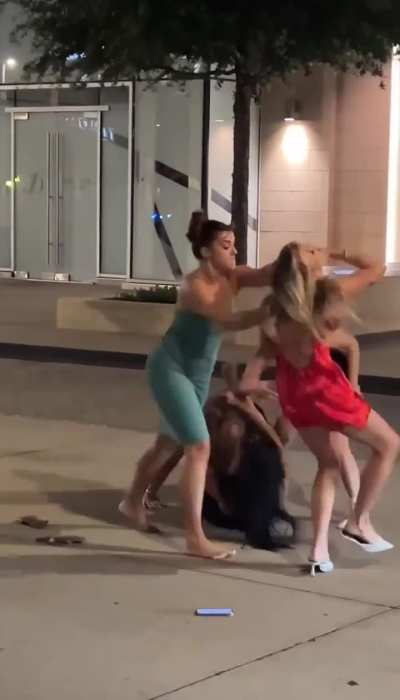 HMC while I fight that b$tch
