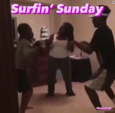 Happy Surfin’ Sunday Everyone