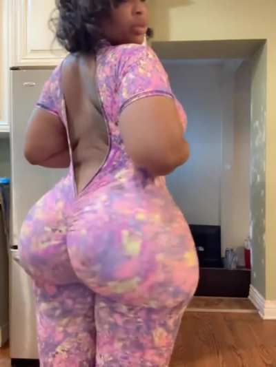 Can you believe there’s men out there that say they wouldn’t smash cuz it’s a bbl? Freaking dummies 😂