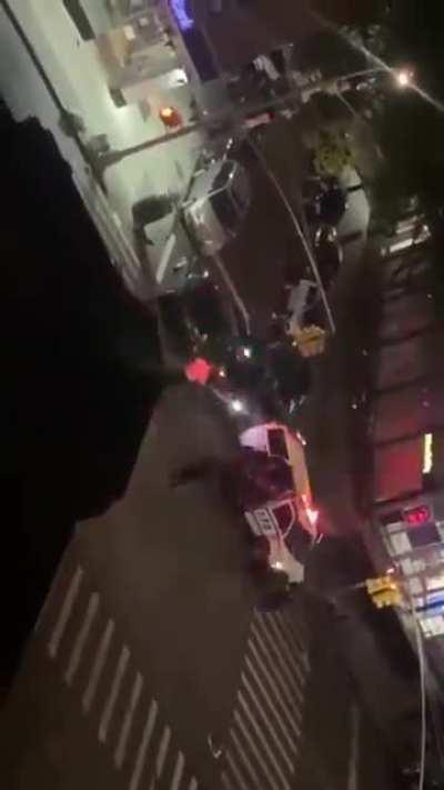 Adopting the NYPD tactics, NYPD doesn't seem to enjoy it - New York, USA - 01-06-20