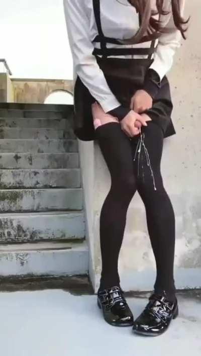 Sissy Cumming Outside