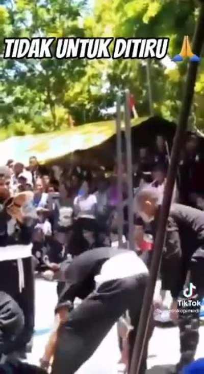 get a load of this guy lmao