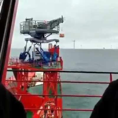 Crane stabilized for water work