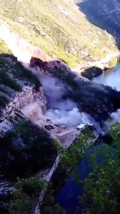 Landslide due to improper mining in Bijelo Polje near Mostar, Bosnia and Herzegovina (6th of April 2024)