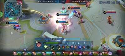 I just try Mathilda and Odette's combo is was insane 😯