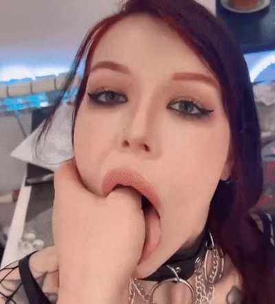 Has anyone seen the full video of this goth girl?