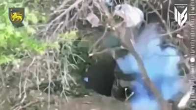 Russian soldier’s rocket launcher backfires explodes on launch and injures him