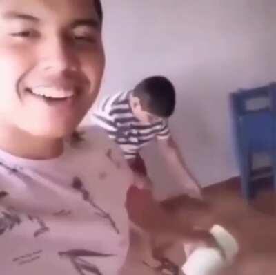 Esperancita ain’t getting paid for this