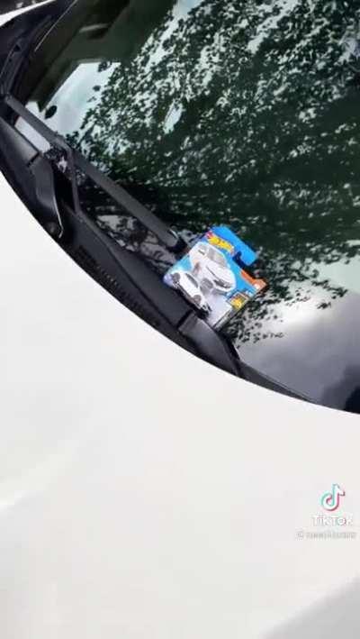 Small gift for a stranger