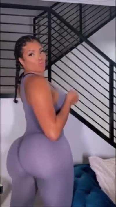 Pretty face making it clap