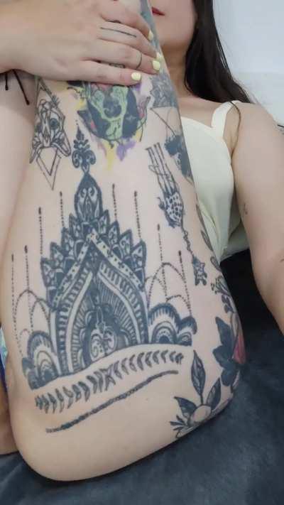 25 yo and a mother, but i need a Reddit crush to eat me out daily!