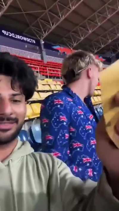 A Pakistani supporter confronts and verbally assaults an Australian cricket influencer in Sri Lanka at the World Cup after he copied the chucking action of Usman Tariq.