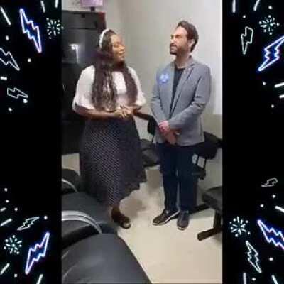 Gente, aconteceu alguma coisa com a Damares Alves? Onde está a ministra da família, defensora da vida? Qual o motivo do silêncio em torno do assassinato do menino Henry?