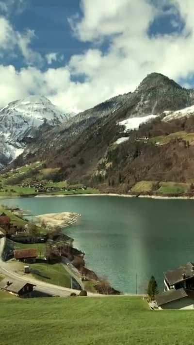 🔥 Lungern, Switzerland. Currently discovering my homecountry by train