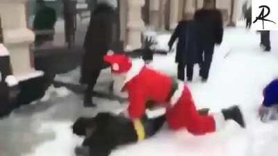 WCGW if Batman fight Spiderman during Christmas?
