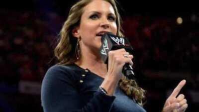 No one has ever looked better doing the "Yes!" Chant!