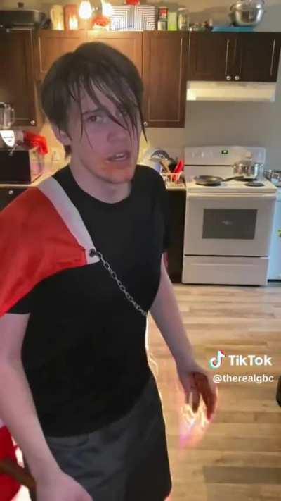 This man really is a true hero, what a brave sacrifice😩