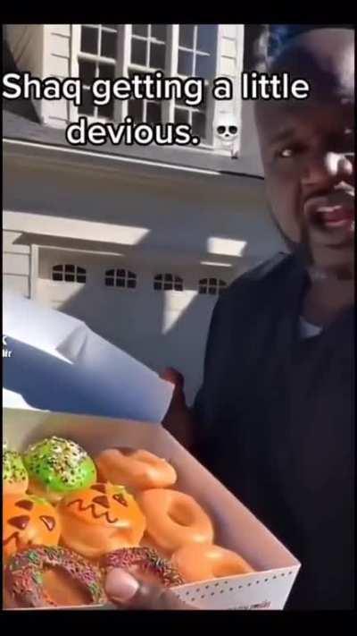 shaq donuts